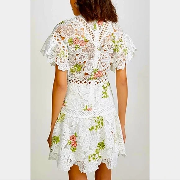 #D2 Saylor Robbie White Lace & Floral Mini Dress - Picture 5 of 9